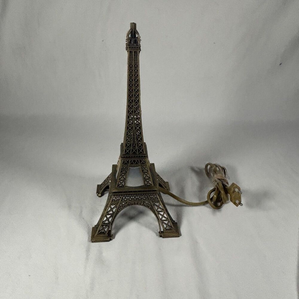 Eiffel Tower Metal Table Lamp Paris Souvenir Night Light